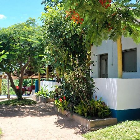 Complexo Alemanha - Vilanculos Backpacker Exteriör bild