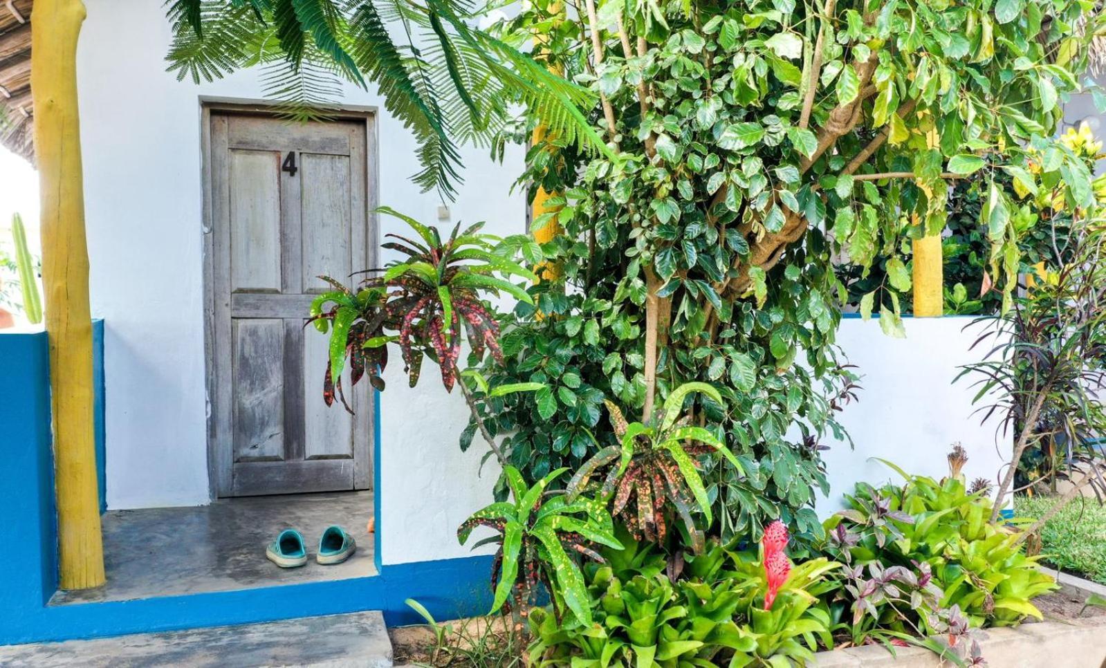 Complexo Alemanha - Vilanculos Backpacker Exteriör bild